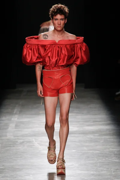 Look 34
